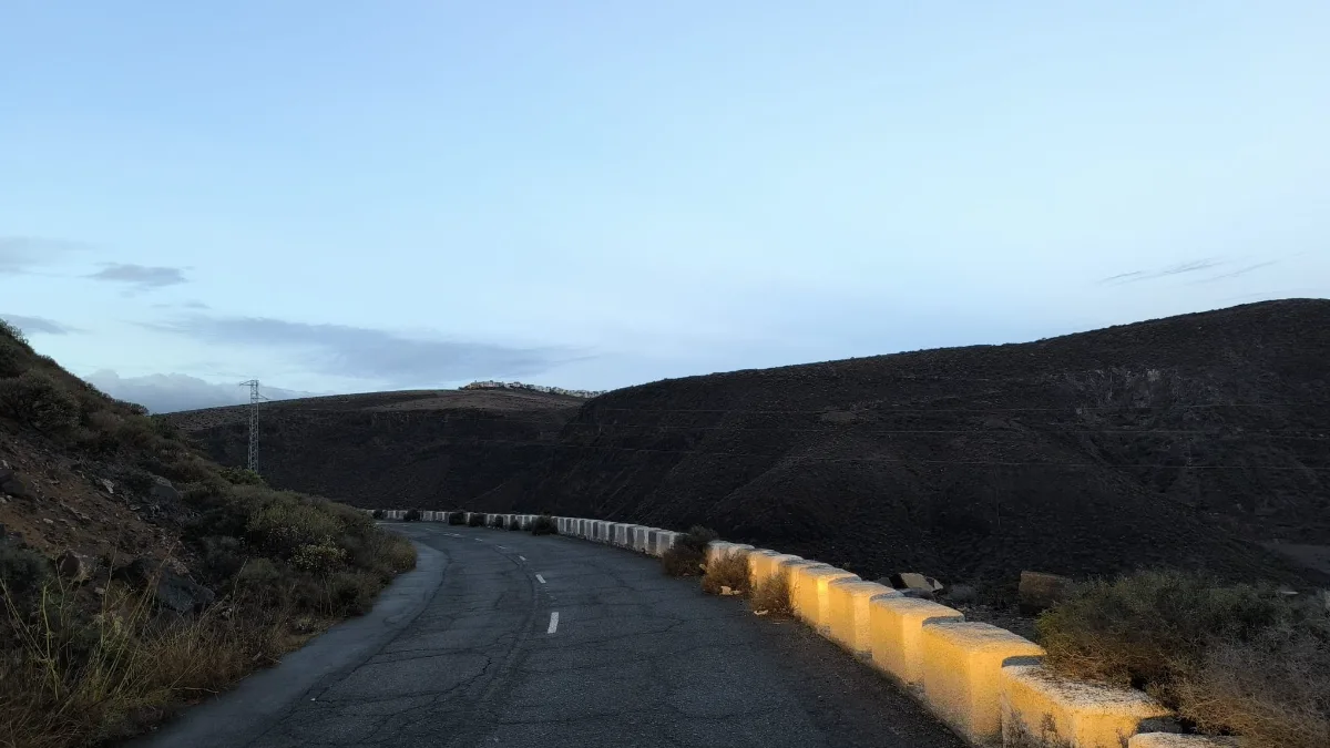 Reporte de tráfico en Las Palmas: Cortes totales por desprendimientos y obras en la GC-1 y FV-2