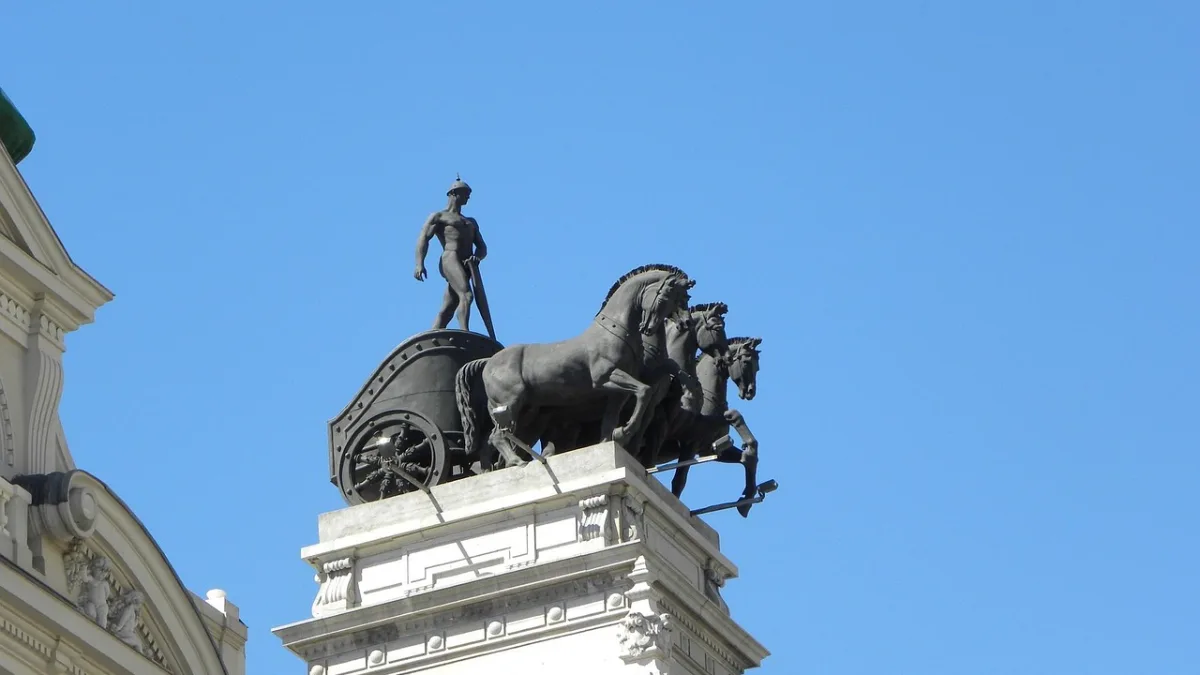 Cortes de tráfico en el eje Prado-Recoletos: manifestaciones este lunes en Madrid