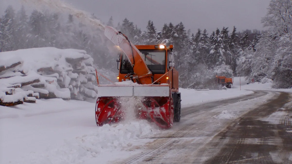 La nieve y las obras ponen a prueba la movilidad en Navarra este Domingo de Ramos