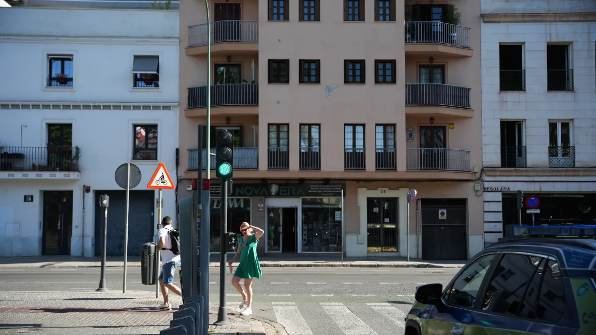 Obras en Francisco de Ariño, Sevilla: cortes de tráfico durante 7 meses por renovación de redes