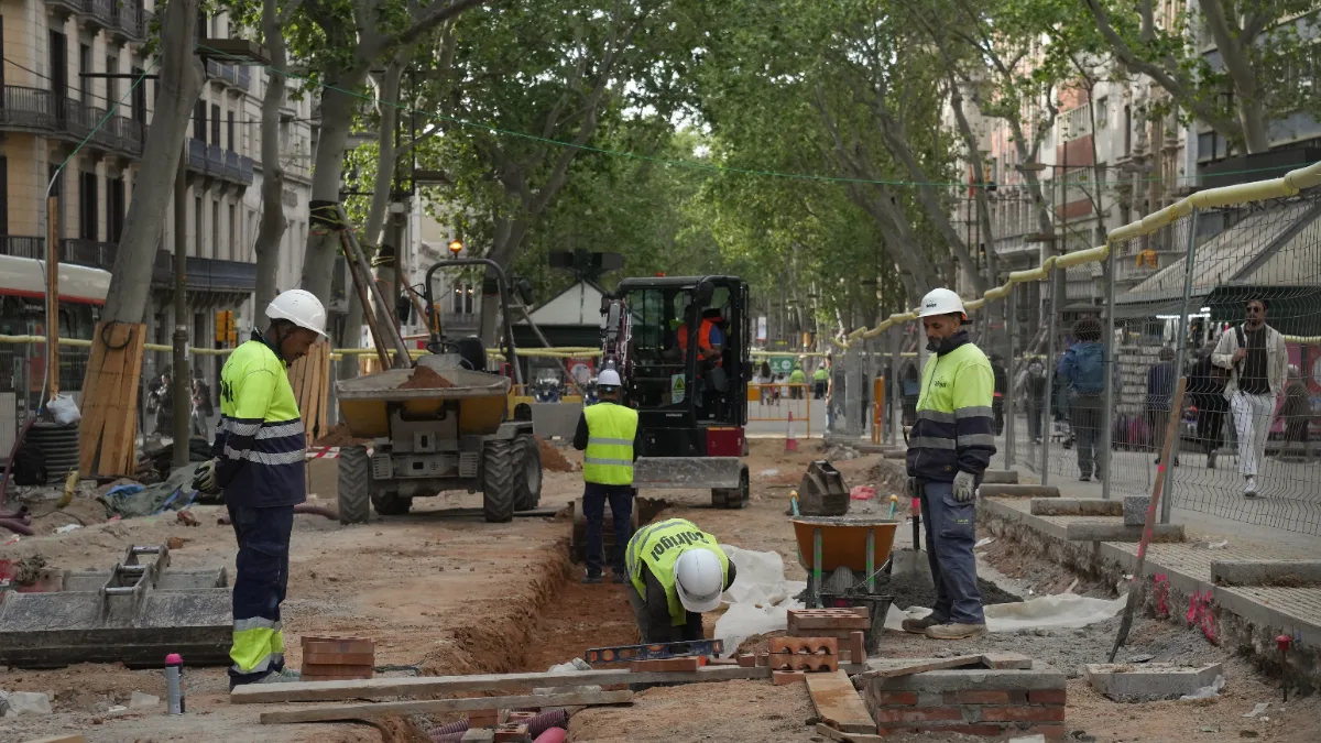 Cortes y obras en Barcelona este lunes 1 de junio: AP-7, C-32 y C-17 con restricciones activas