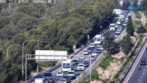 Accidente en la Ma-1 en San Agustín complica el tráfico sentido Palma con 4 kilómetros de retención