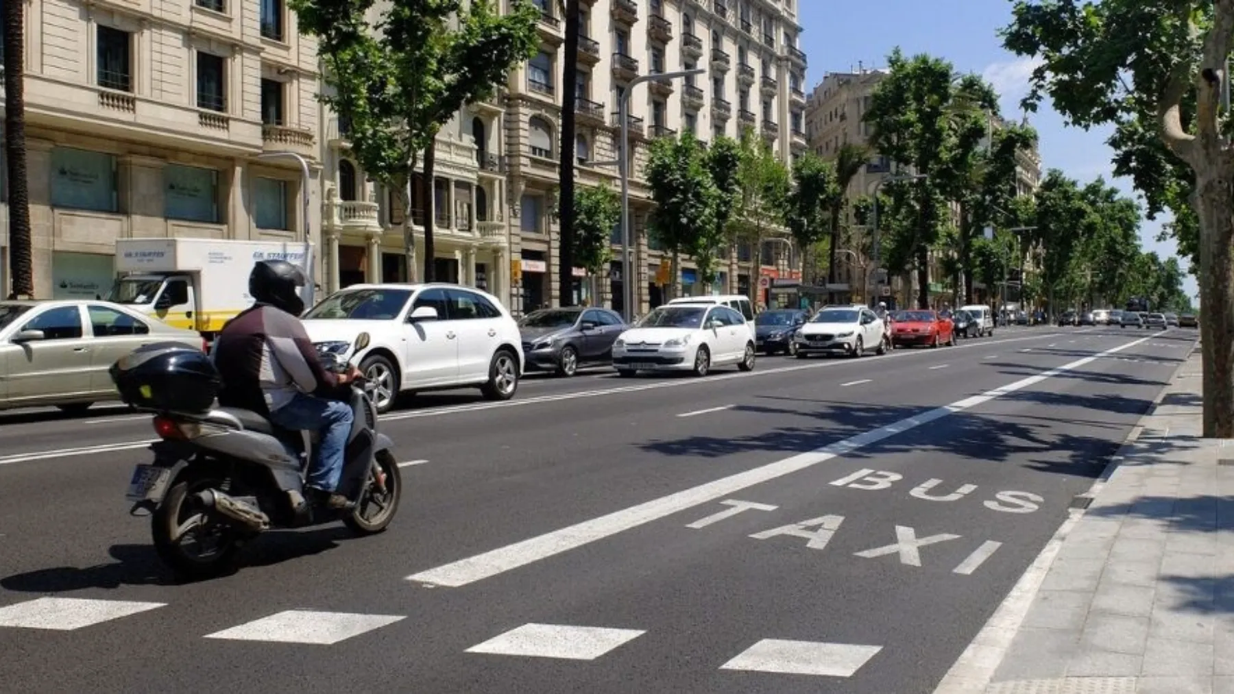Cortes y retenciones en Barcelona este fin de semana 13 y 14 de junio: AP-7, C-33, tranvía T4 y Obrim Carrers