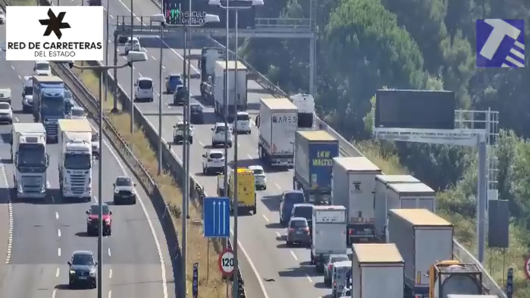 Retenciones en la AP-7: un vehículo averiado provoca tráfico lento entre Granollers y La Roca del Vallès sentido Girona