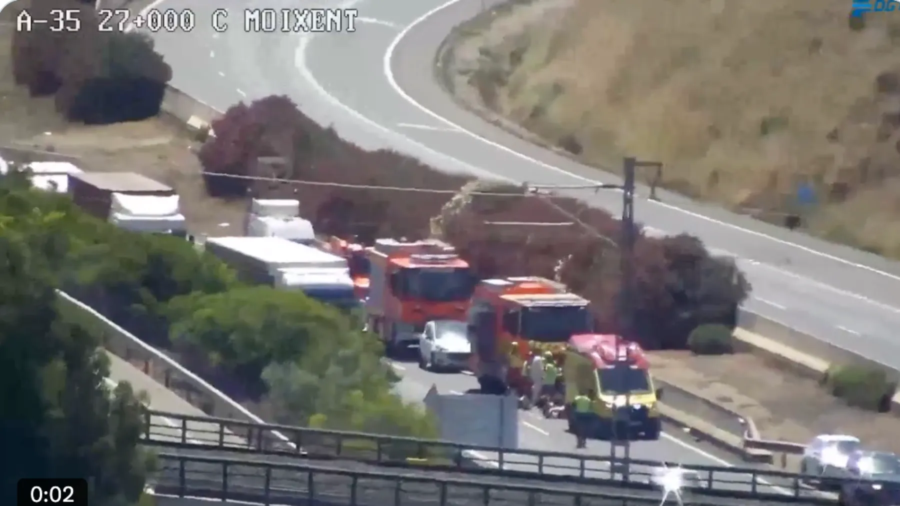 Un siniestro complica la A-35 en Moixent: un carril permanece cerrado en dirección Valencia
