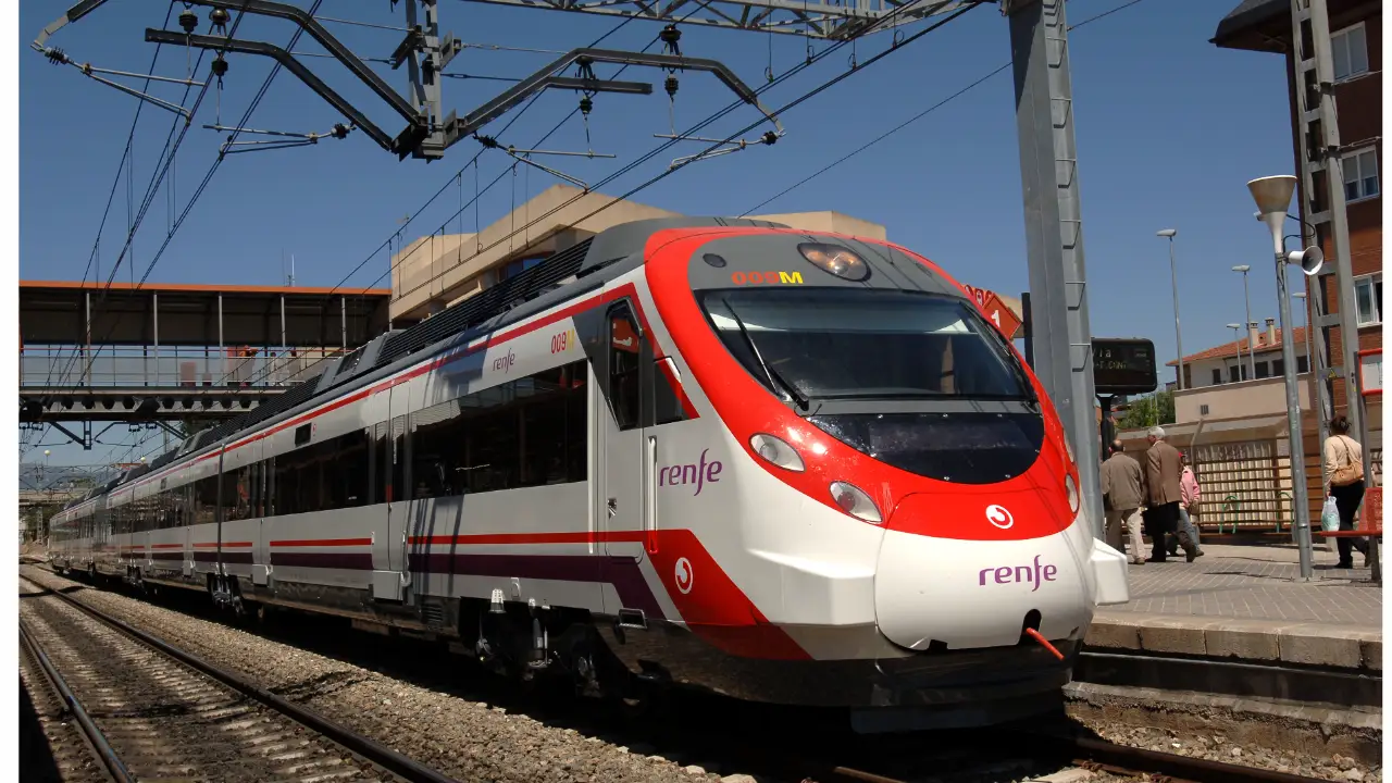 Renfe modifica la línea C-3 de Bilbao por las obras de Bidebieta: fechas, autobuses y trenes afectados