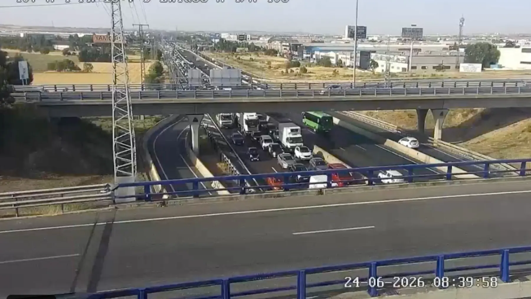 Retenciones en la A-4 en Madrid: un alcance complica la entrada por Getafe y provoca colas