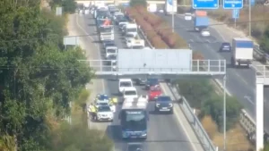 Retenciones en la A-357 en Málaga hoy: un alcance ralentiza la entrada a la capital por Campanillas