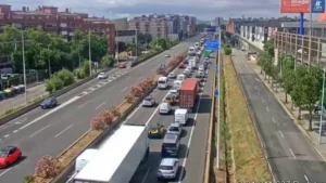 Cortes y retenciones en Barcelona del 5 al 7 de junio: huelga docente en Tarragona, Primavera Sound y B-20 saturada