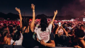 Horarios del Low Festival 2026: programación completa y a qué hora actúa cada artista