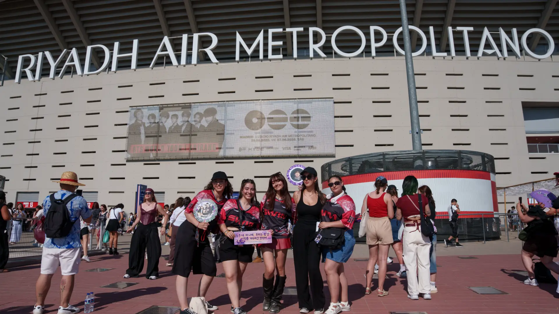 Objetos permitidos en el concierto de Romeo Santos en Madrid: qué puedes llevar al Metropolitano