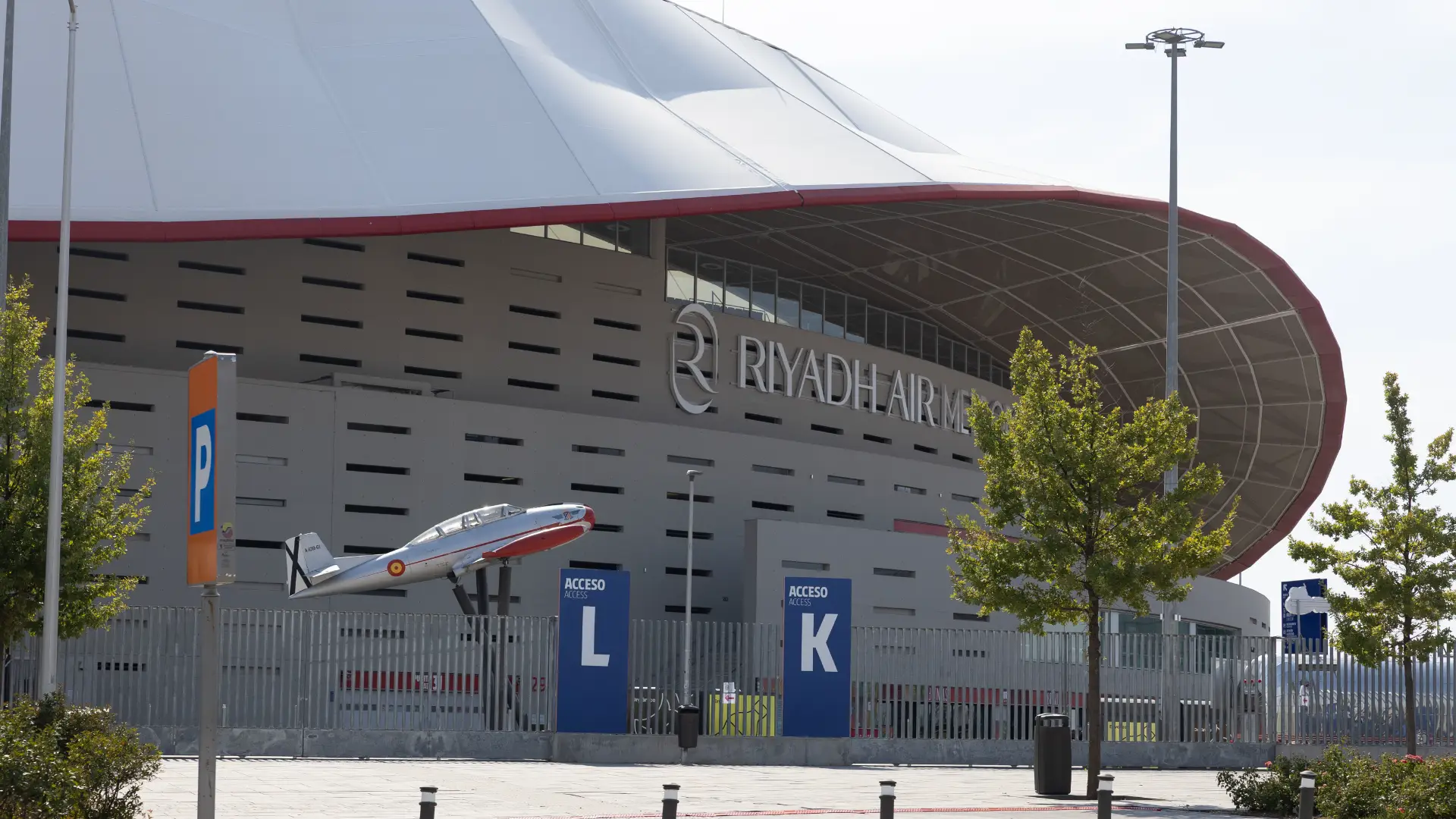 Estadio Metropolitano Madrid: cómo llegar, parking, accesos, conciertos y próximos eventos