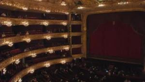 Cómo llegar al Gran Teatre del Liceu de Barcelona: metro, bus y parking