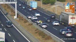 Aviso de la DGT en Madrid: un accidente provoca retenciones en la A-2 y obliga a cortar un carril en Torrejón de Ardoz