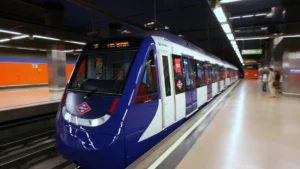 Miles de madrileños se verán afectados este fin de semana: la Línea 6 de Metro sufre un corte y habrá autobuses gratuitos