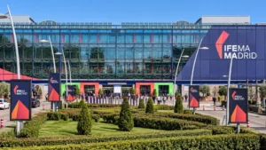 Cómo llegar a IFEMA Madrid y dónde aparcar: Metro, coche, autobús y parkings del recinto