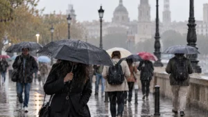 El tiempo del martes 6 de octubre: AEMET alerta del 95% de probabilidad de lluvia en Zaragoza y tormentas en el centro y el oeste peninsular