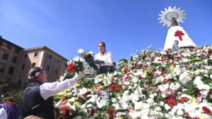 Ofrenda de Flores del Pilar 2026 en Zaragoza: horarios, recorrido, cómo participar y qué llevar