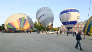 Festival de Globos de Aranjuez 2026: horario de los despegues y la Noche Mágica del 24 y 25 de octubre